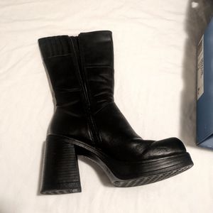 Y2K Original Bratz boots